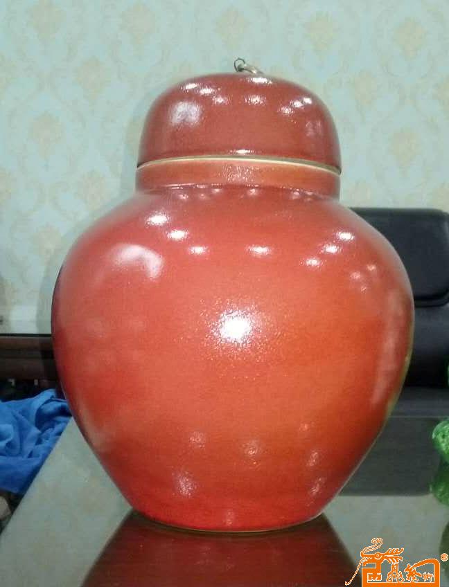 24、大清雍正年制釉里铜红茶叶盖罐